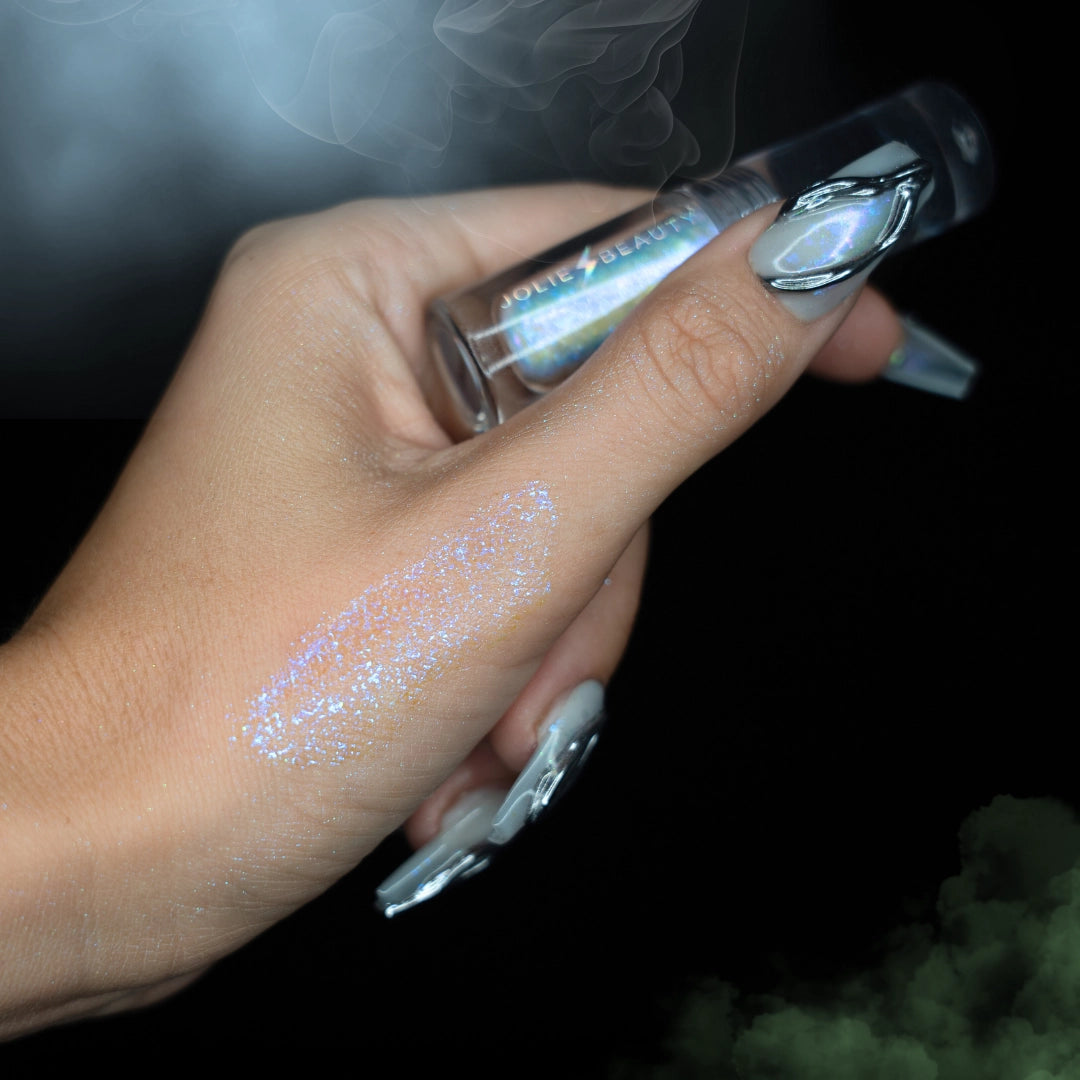 Jolie Beauty Multichrome Liquid Eyeshadow - Essence
