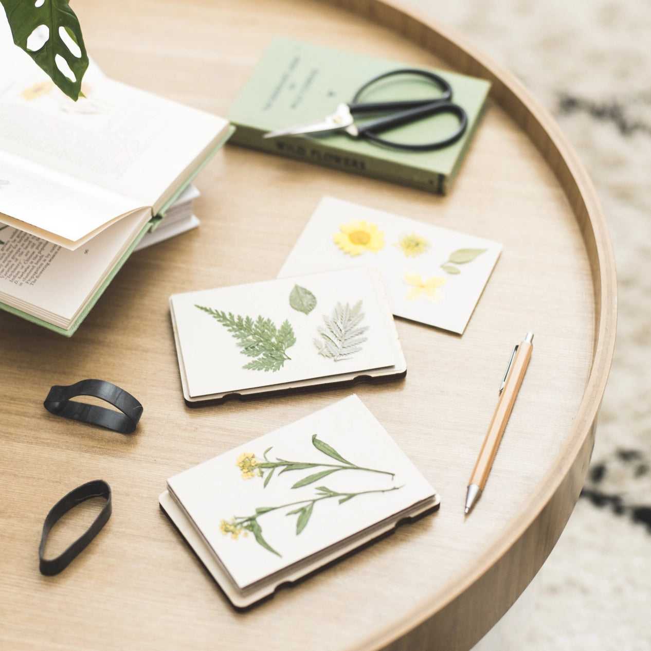 Pocket Sized Flower Press