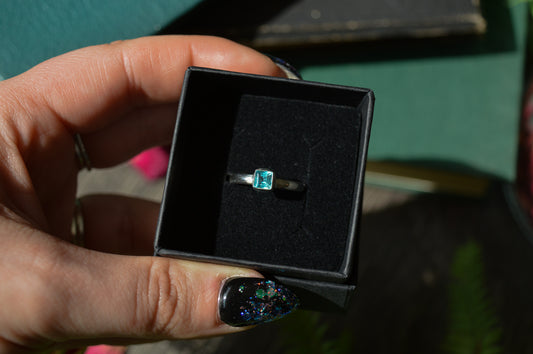 Blue Apatite Square Sterling Silver Ring (US 7 | UK O)