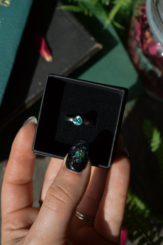 Blue Apatite Tear Sterling Silver Ring (US 5 | UK K)