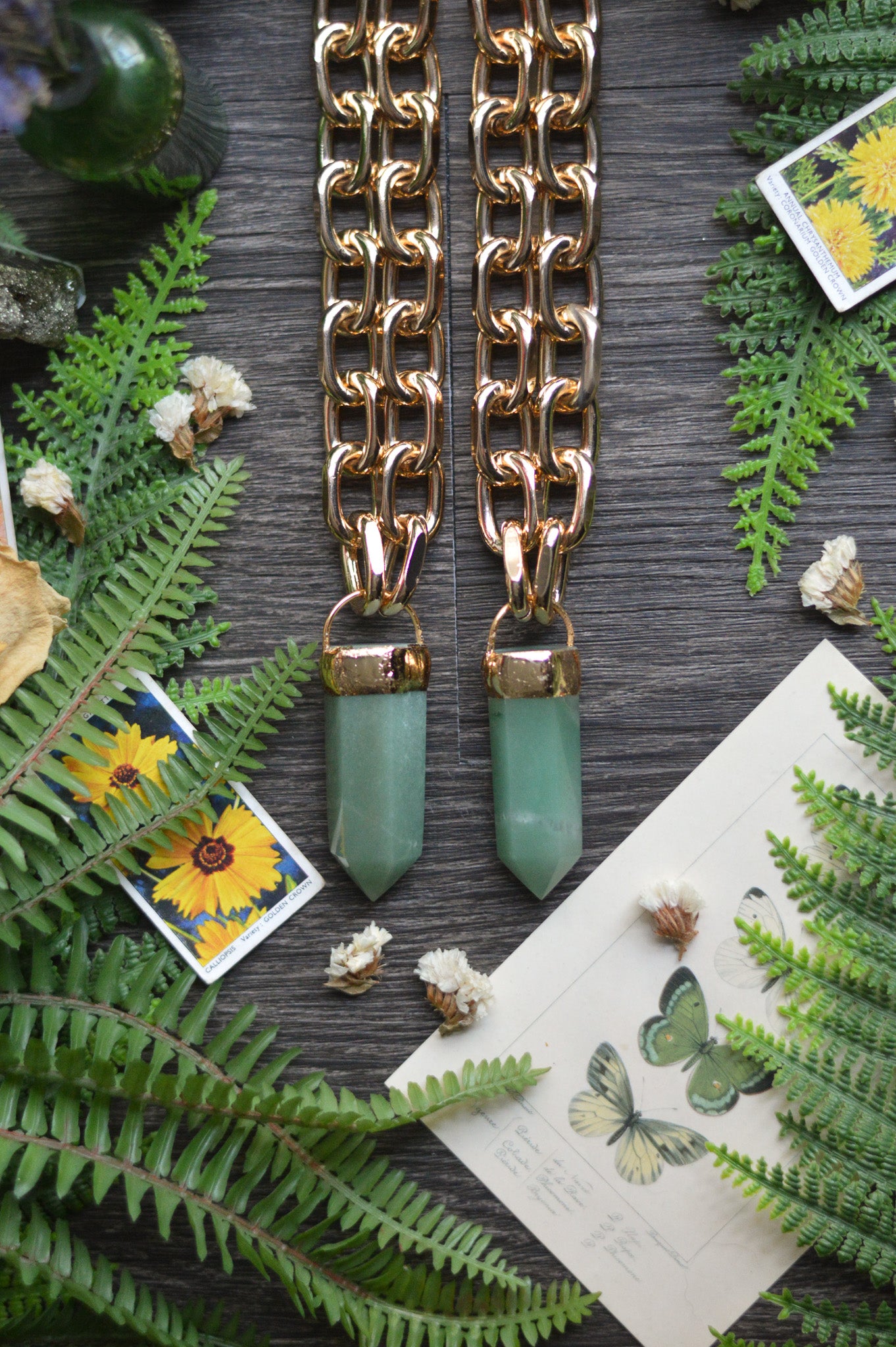 Aventurine Gold Tone Chunky Chain Necklace