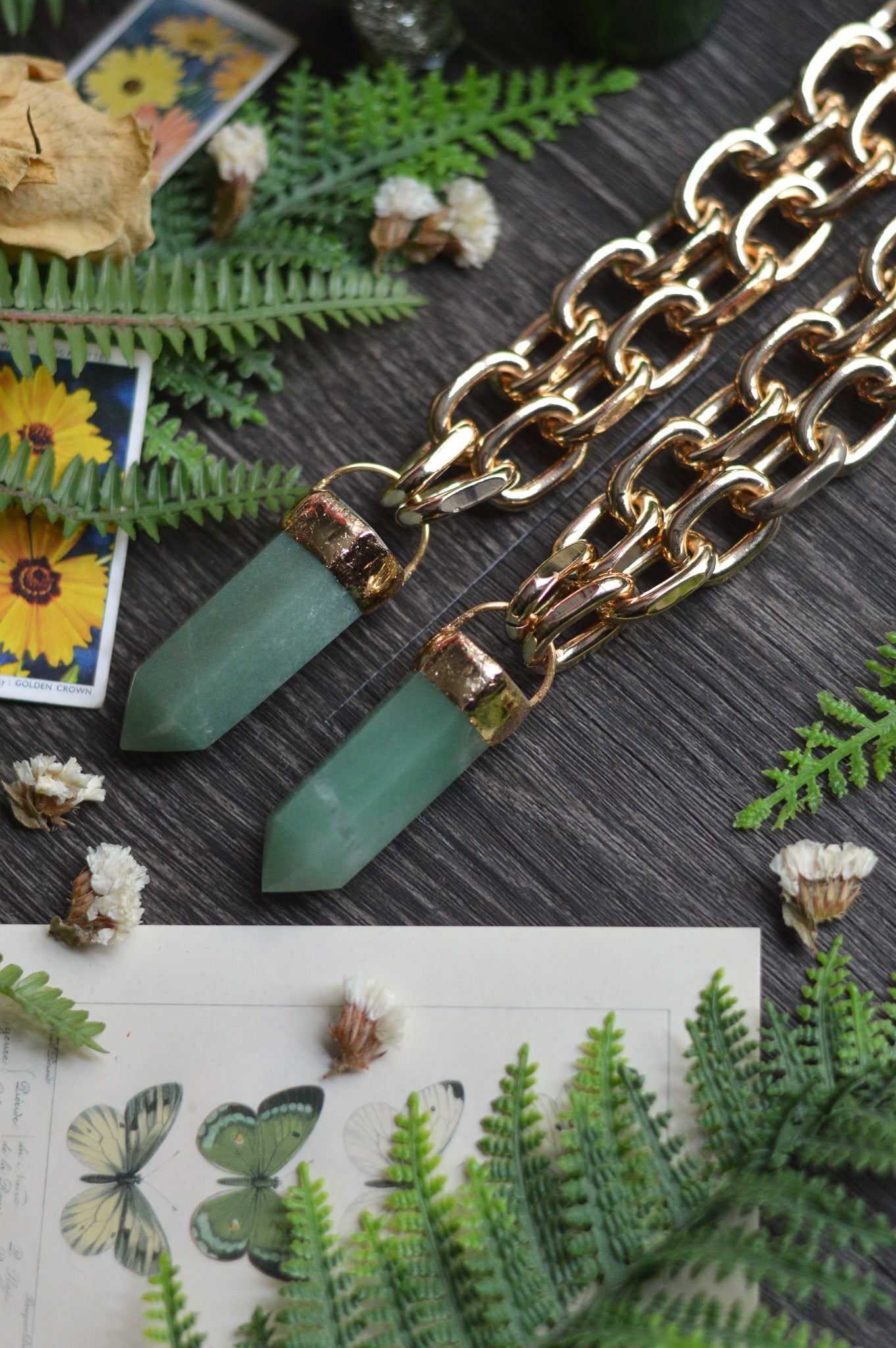 Aventurine Gold Tone Chunky Chain Necklace