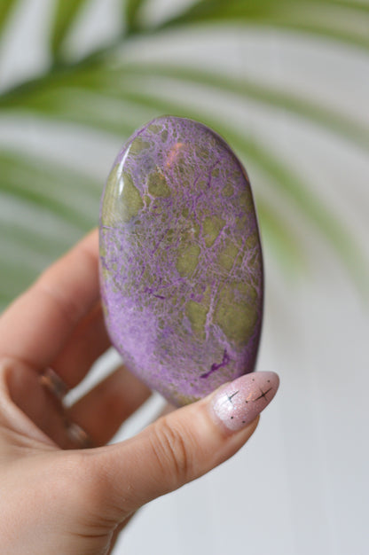 Stichtite In Serpentine Freeform