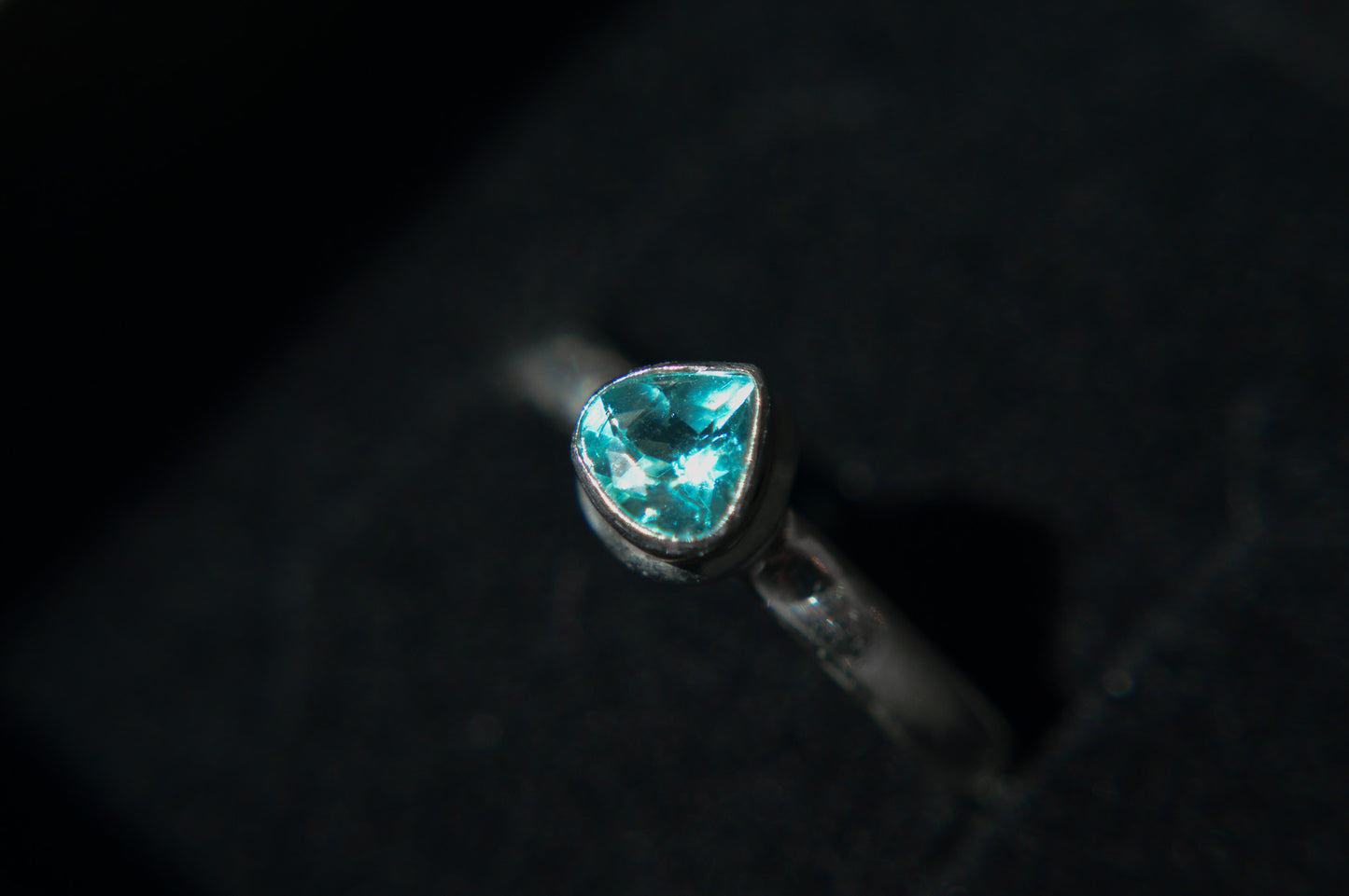 Blue Apatite Tear Sterling Silver Ring (US 7 | UK O)