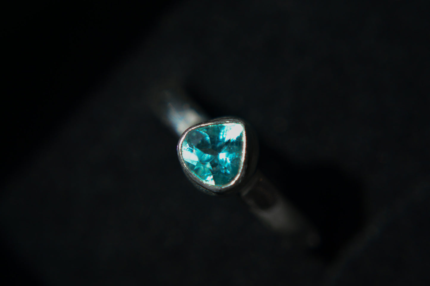 Blue Apatite Tear Sterling Silver Ring (US 5 | UK K)