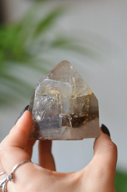 Smokey Quartz Point