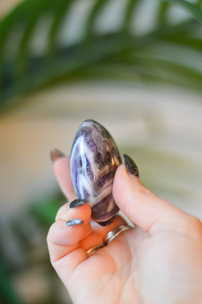 Chevron Amethyst Palmstone