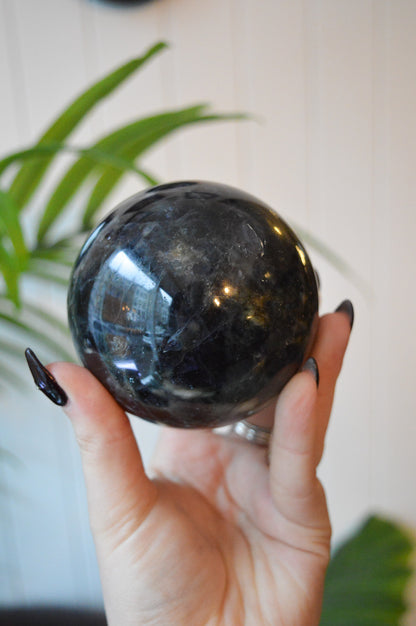 Iolite Sphere