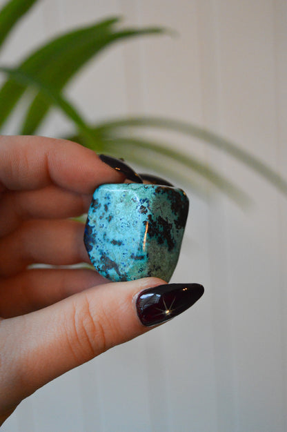 Shattuckite Tumblestone