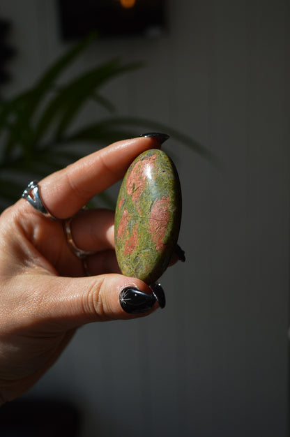 Unakite Palmstone