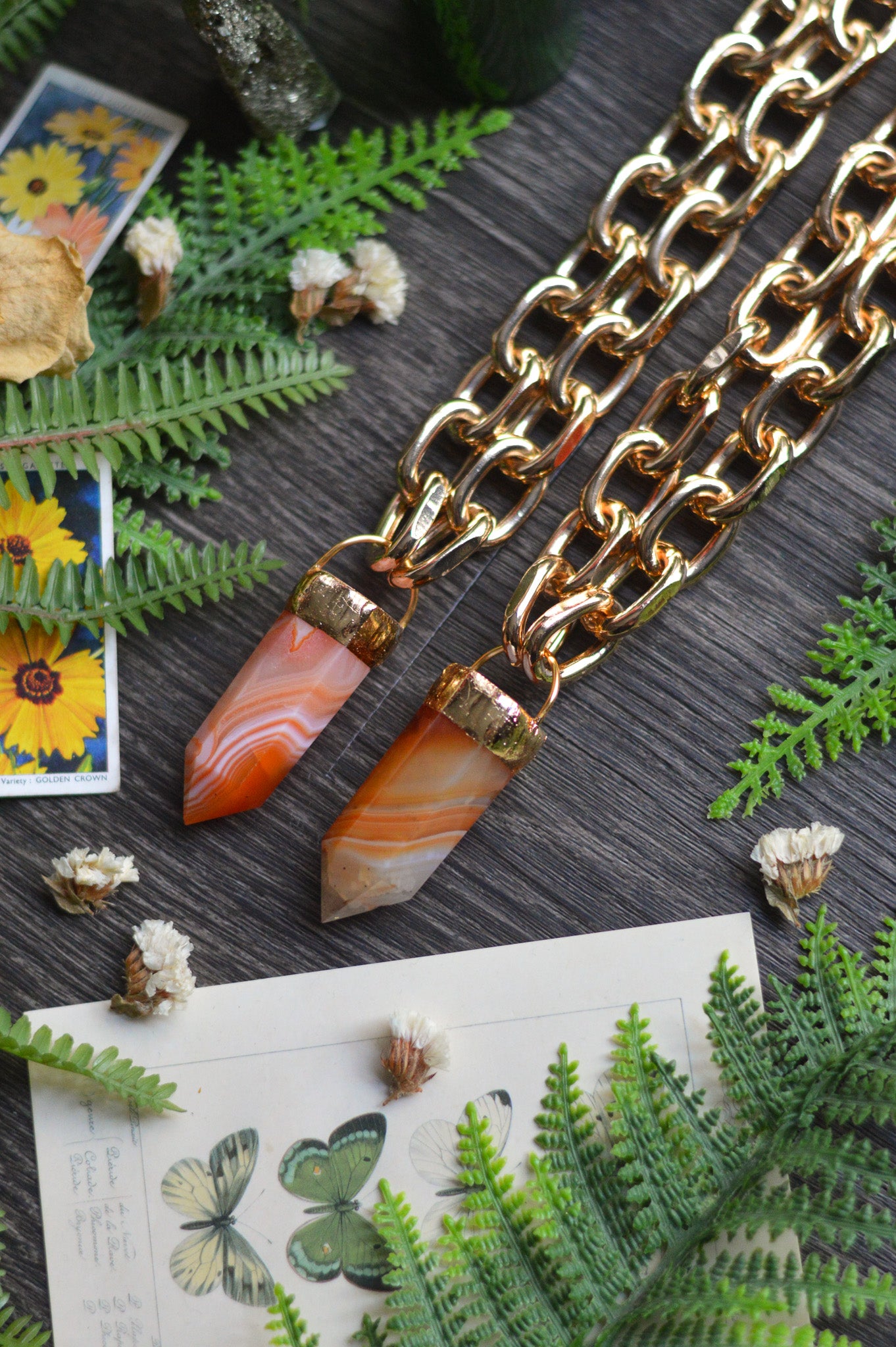 Carnelian Gold Tone Chunky Chain Necklace