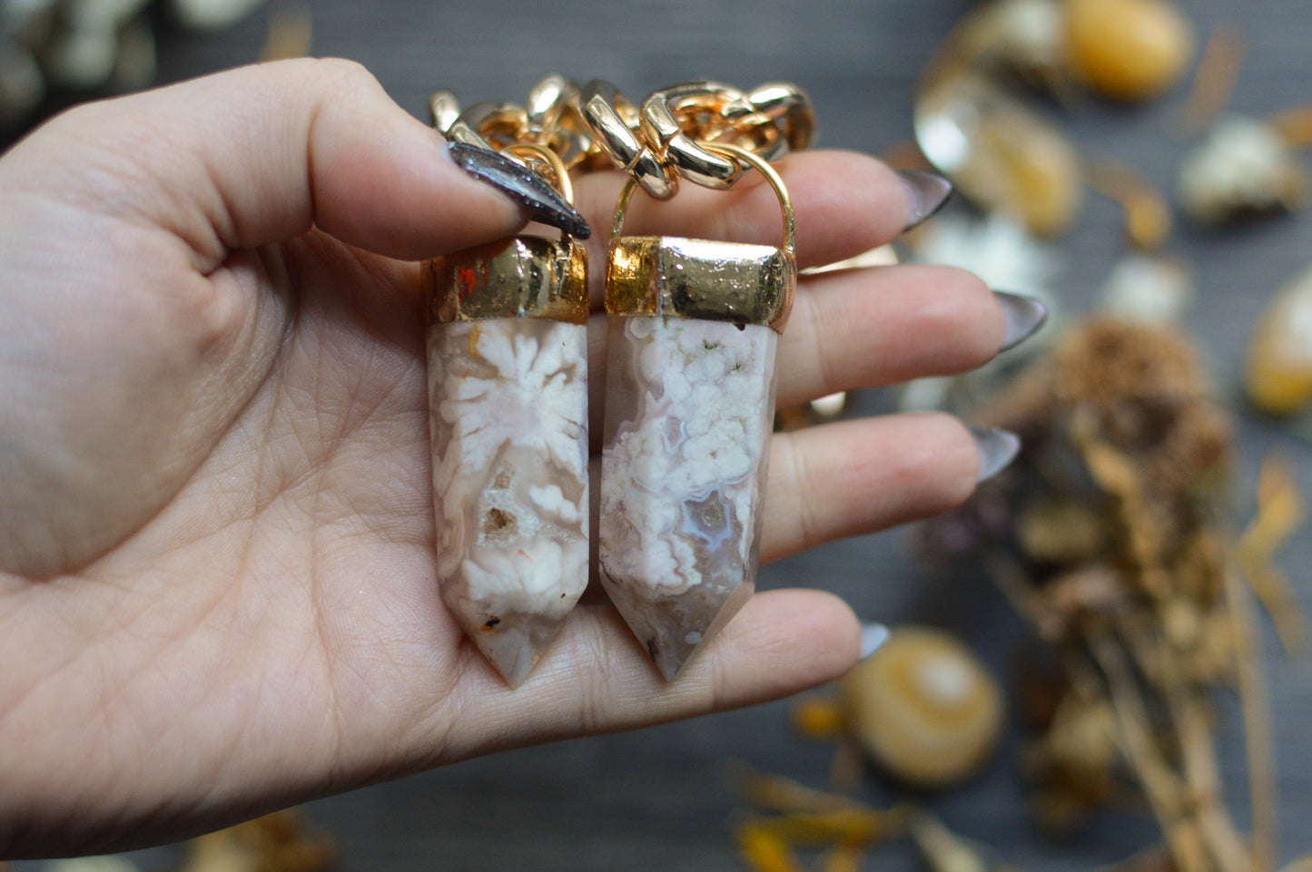 Flower Agate Gold Tone Chunky Chain Necklace