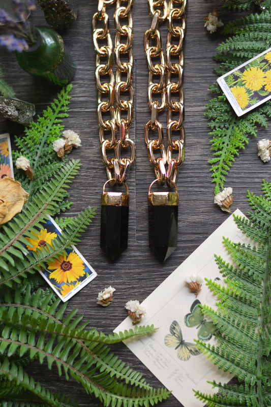 Obsidian Gold Tone Chunky Chain Necklace