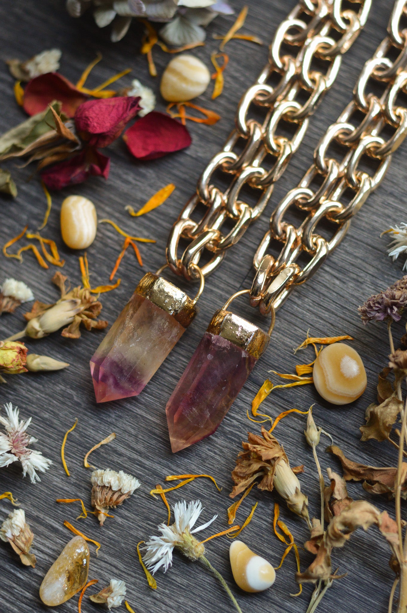 Pastel/Purple Fluorite Gold Tone Chunky Chain Necklace